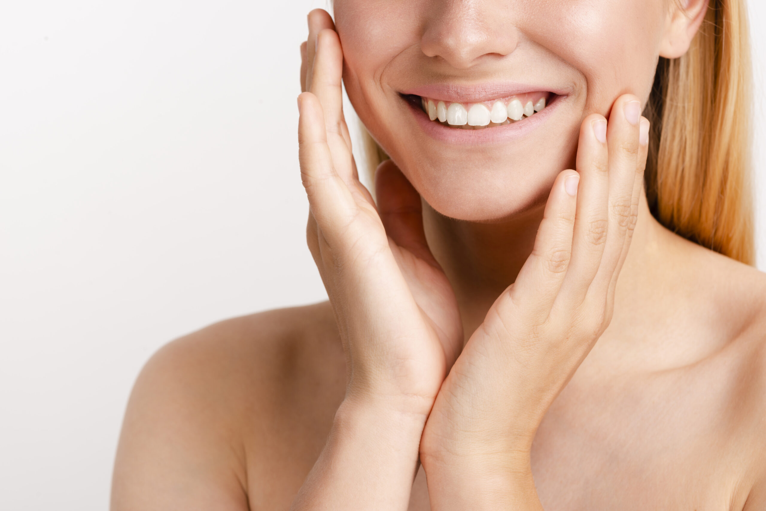 10 hábitos diarios para mantener una sonrisa sana 